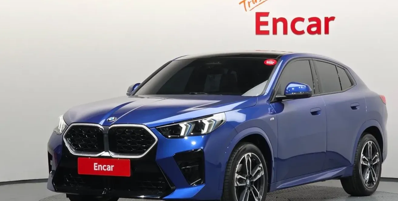 2025 BMW X2 xDrive M Sport — 1/12