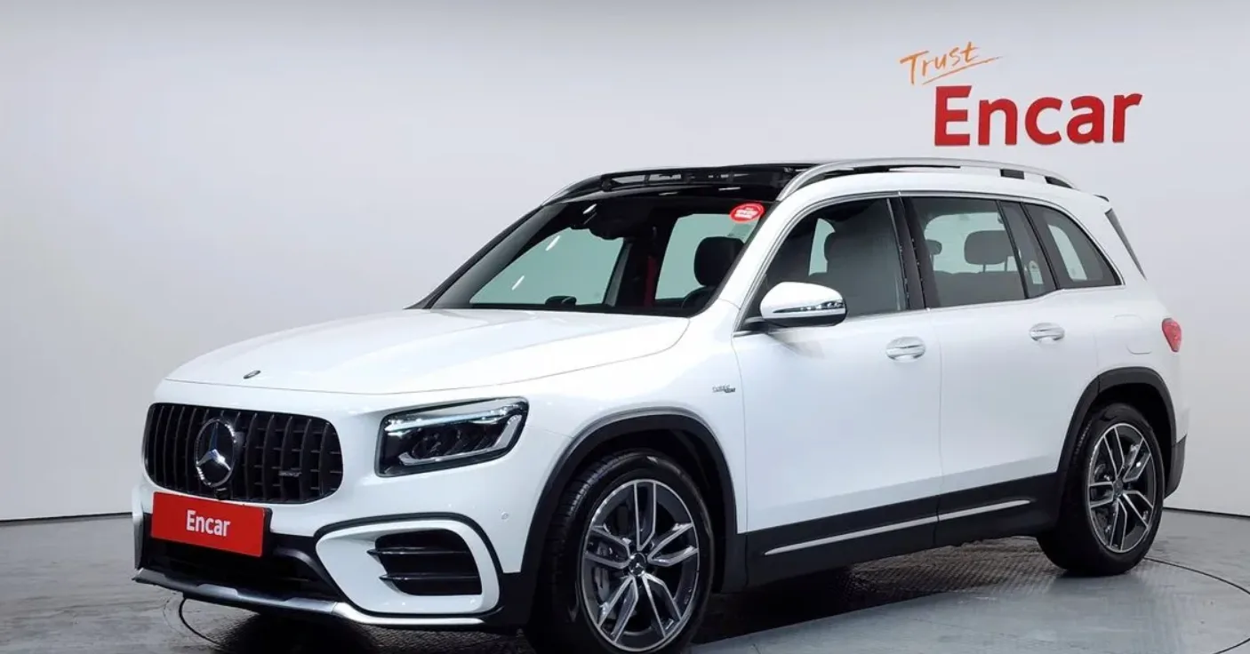 2025 Mercedes-Benz GLB 35 AMG — 1/11