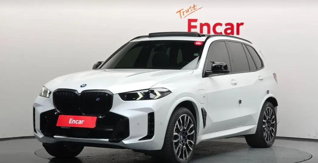 2024 BMW X5 M — 1/6